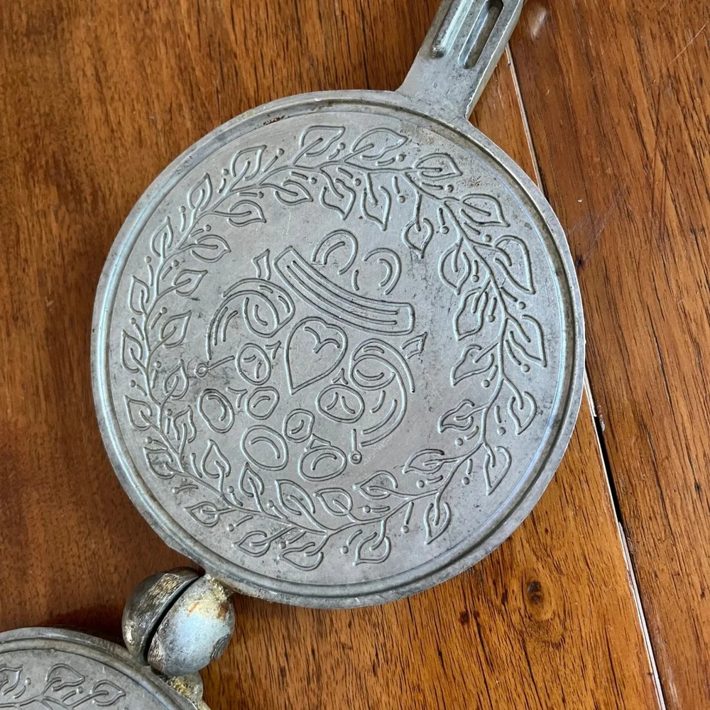Vintage Nordic Ware Scandinavian Krumkake Iron